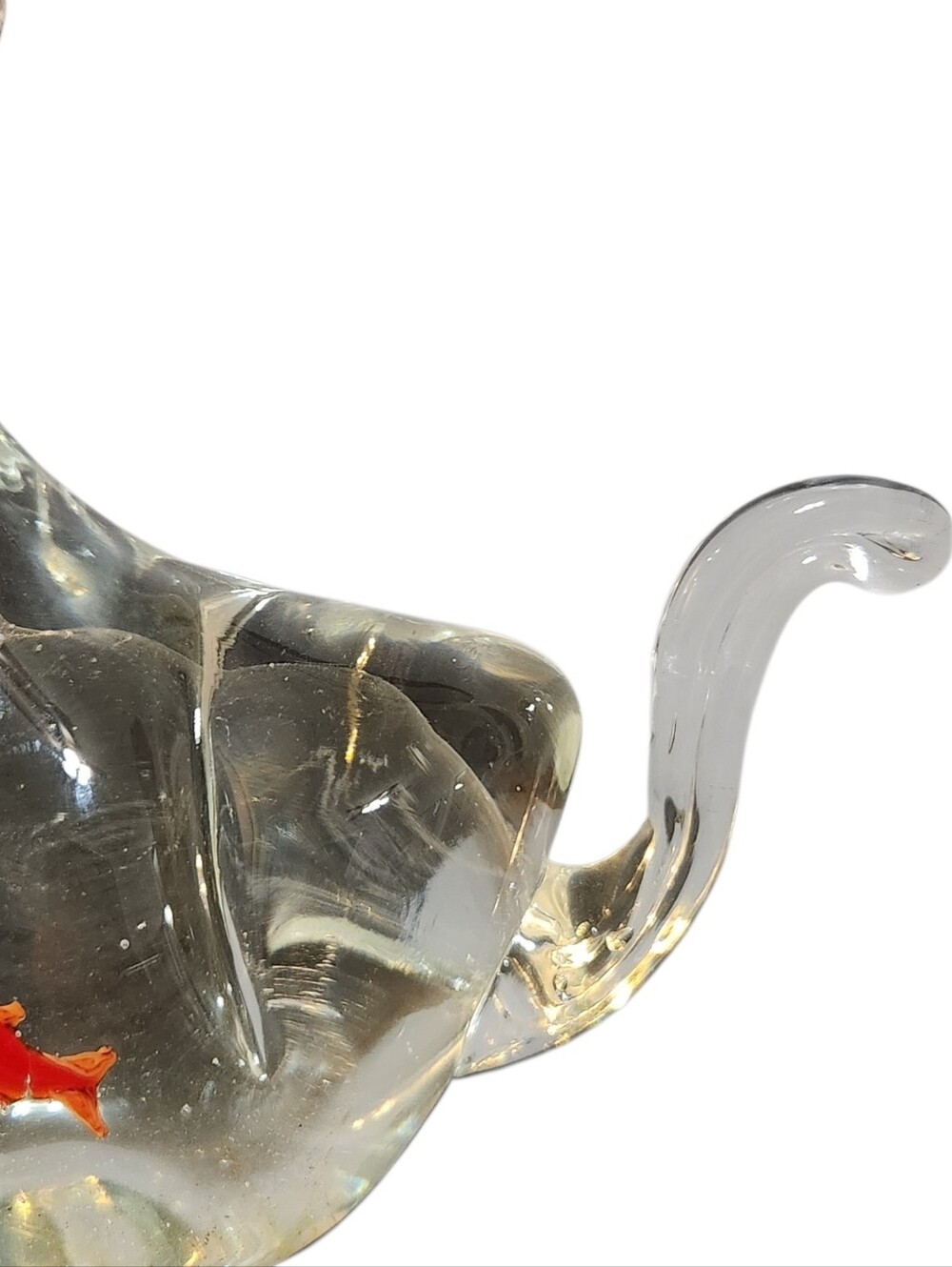 MCM Glass Cat with Orange Fish in Belly Vintage 6.5 inches Tall Paperweight - Picture 7 of 8